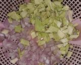 A picture of step 1 of Egg Lapaita Sandwich.