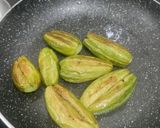 A picture of step 2 of Parwal Bharta.
