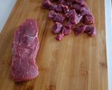 A picture of step 1 of Beef Sirloin Burgers.