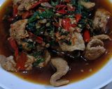 รูปขั้นตอนการทำที่ 5 ของ หมูสะโพกกะเพรา