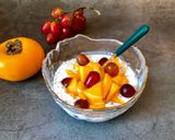 Hình bước làm 3 của món Eatclean / Pudding Sữa Chua Hạt Chia, Quả Hồng và Nho