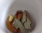 A picture of step 1 of Bay Leaf Tea.
