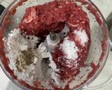 Foto langkah ke 1 dari resep Bola Daging 30 Menit Jadi (Tanpa Telur).