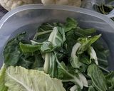 A picture of step 1 of Cauliflower leaves fritters / Bhajiya.