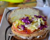 Foto del paso 1 de la receta: Sándwich de pollo y verdura en pan con masa madre
