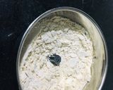 A picture of step 1 of Delicious oats uttapam.