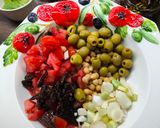 Balela: mediterrán csicseriborsó saláta grill kolbásszal recept fázis 2 fotója
