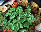 Foto del paso 16 de la receta: Paella valenciana de carne, albóndigas y verdura variada