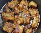 Foto del paso 3 de la receta: Costillas adobadas en salsa