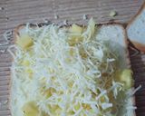પાઈનેપલ ચીઝ સેન્ડવીચ(pineapple cheese Sandwich Recipe in Gujarati) રેસીપી સ્ટેપ2ફોટો