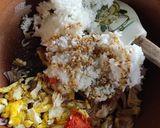 Foto langkah ke 3 dari resep Nasi Goreng Ayam Sambal Bawang.
