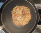 A picture of step 4 of Suji Chilla.