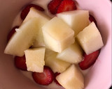 Foto del paso 2 de la receta: Bowl de fresas y melón 🍓🍈