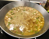 Foto del paso 4 de la receta: Fideua negra de gamba y calamar
