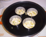 Foto del paso 9 de la receta: Flanes de puerro con salsa pimientos del piquillo