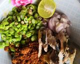 รูปขั้นตอนการทำที่ 4 ของ ข้าวแมว​ (ข้าวคลุกปลาทู)​