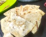 A picture of step 2 of Papad Nachos.