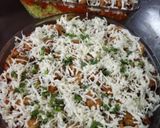 A picture of step 4 of Pizza rice.