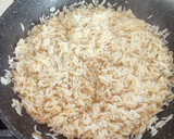 Foto del paso 5 de la receta: Arroz frito con kimchi y salmón marinado a baja temperatura