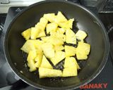 Hình bước làm 4 của món Canh Chua Khô Cá Lóc
