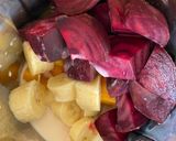 A picture of step 2 of Beetroot Smoothie bowl.