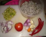 Foto langkah ke 1 dari resep Botok Udang Kemangi.