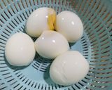 Foto langkah ke 6 dari resep Mie goreng telur rebus.