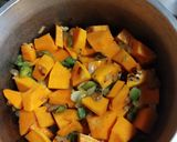 Foto del paso 2 de la receta: Polenta cremosa de calabaza