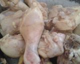 Foto langkah ke 3 dari resep Ayam goreng biasa.