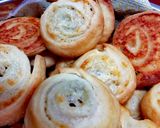 Sajtos tekercs recept fázis 8 fotója