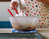 A picture of step 7 of Basic Dark Chocolate Bon Bons / Bonbon de Chocolat.