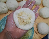 Foto langkah ke 8 dari resep Hotteok (pancake korea) simple.