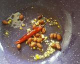 A picture of step 1 of Semolina-Vermicelli Upma.