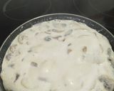 Foto del paso 5 de la receta: Merluza en salsa de champiñones
