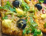 صورة لخطوة 4 من وصفة بيتزا كاري🍕بالسميد روعة روعة