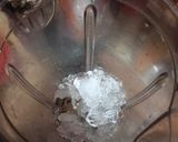 Foto langkah ke 1 dari resep Ice Almond milk.