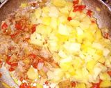 A picture of step 4 of Meat pie.