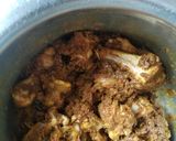 मराठवाडा स्पेशल झणझणीत चिकन रस्सा (chicken rassa recipe in marathi) रेसिपी स्टेप 4 फोटो 