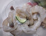 Foto langkah ke 1 dari resep Sambel Ganja (Belimbing Wuluh dan Udang).