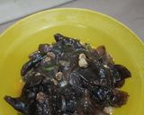 Foto langkah ke 3 dari resep Tumis Jamur Kuping.