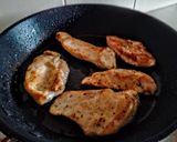 Trópusi serpenyős csirkemell recept fázis 1 fotója