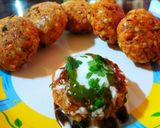 A picture of step 10 of Sabudana Vada Chaat.