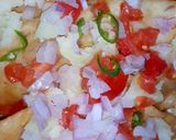 A picture of step 9 of Papri chaat.