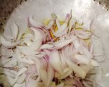 A picture of step 2 of Aalo salan.