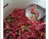A picture of step 3 of Quick Beetroot gravy using pressure cooker.