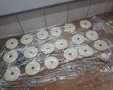 Foto del paso 4 de la receta: Rosquillas fritas en grasa, esperando la lluvia 🌧🐖