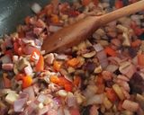 A picture of step 2 of Simple bacon and mushroom rice.