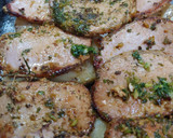 Foto del paso 1 de la receta: Lomo a las finas hierbas con ensaladilla rusa