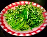 Hình bước làm 2 của món Canh Cá Trê Nấu Lá Lốt, Lá Cách