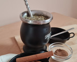 Foto del paso 3 de la receta: Mate "endulzado" con canela🧉🌸
